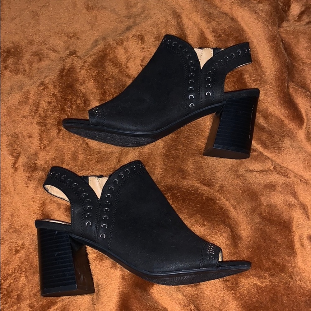 Black Chunky Heel Wedges